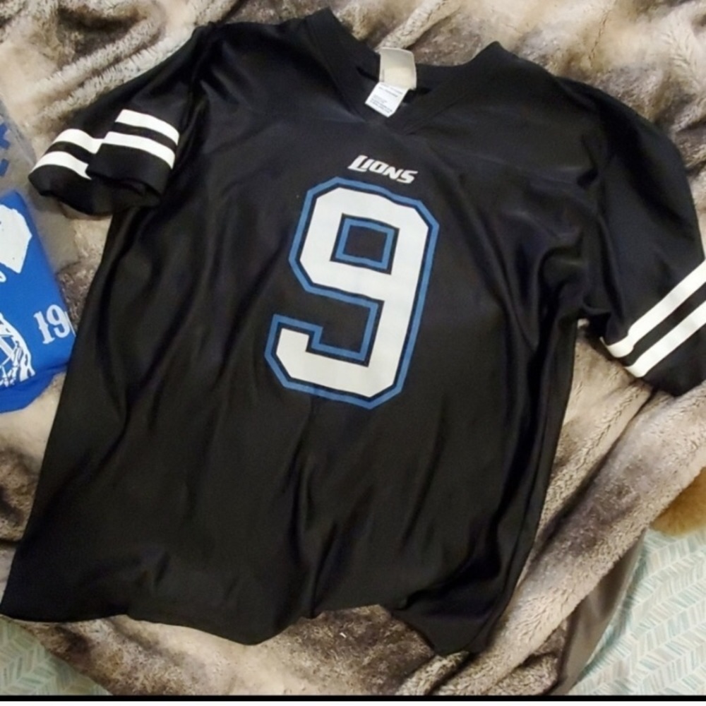 Black lions jersey